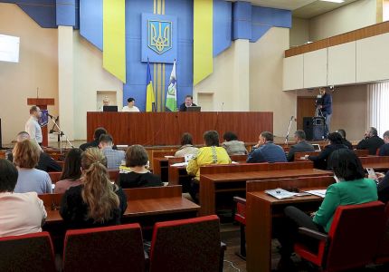 Депутати Вараської міської ради провели засідання сесії